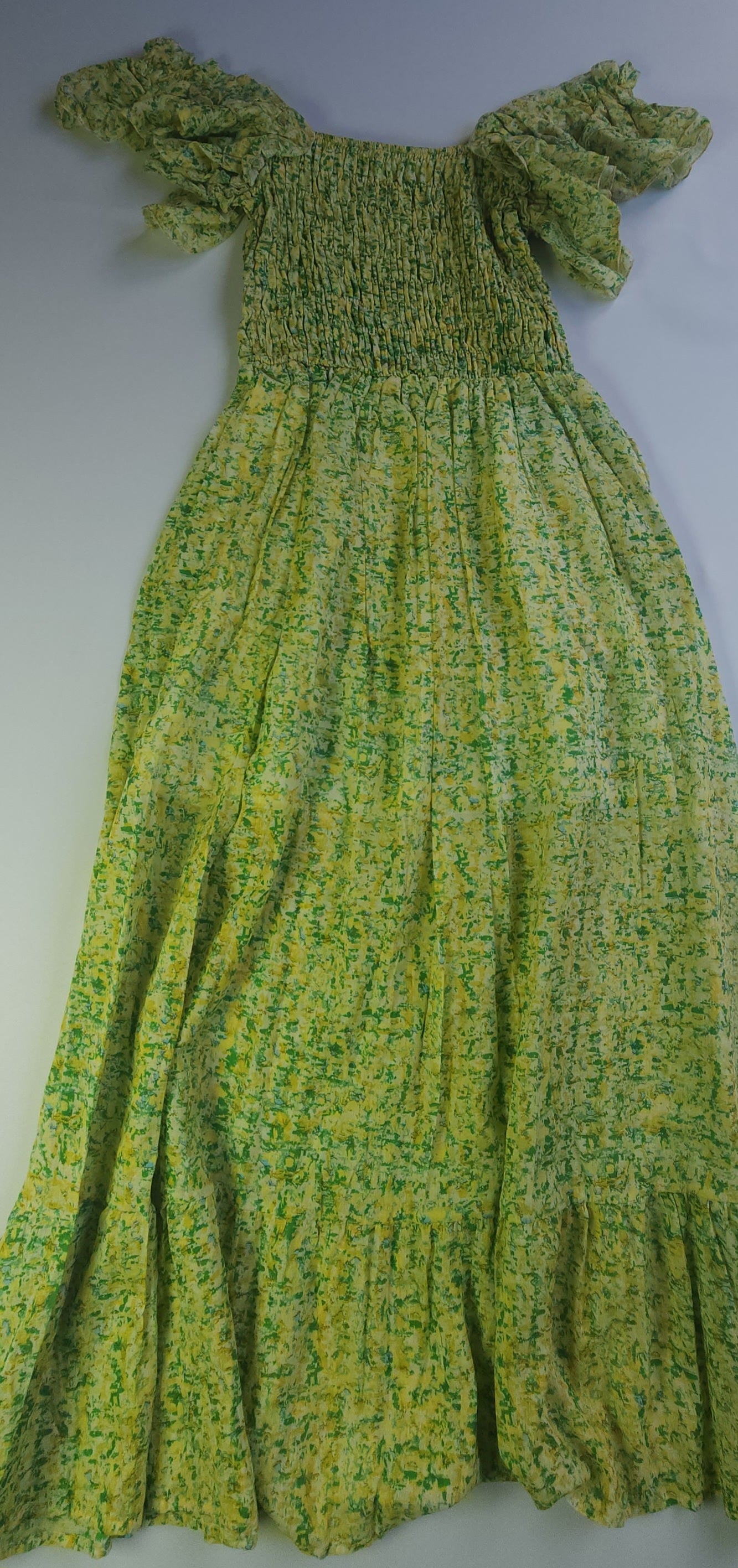 Long dress with flower print for women